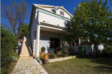 Chorvatsko Byt Starigrad Paklenica, Exteriér